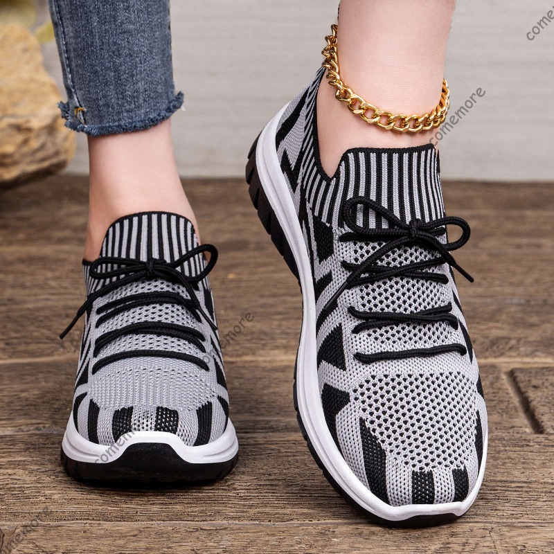 Knit Fabric Lace Up Sneakers - Baskets en tricot à enfiler pour
