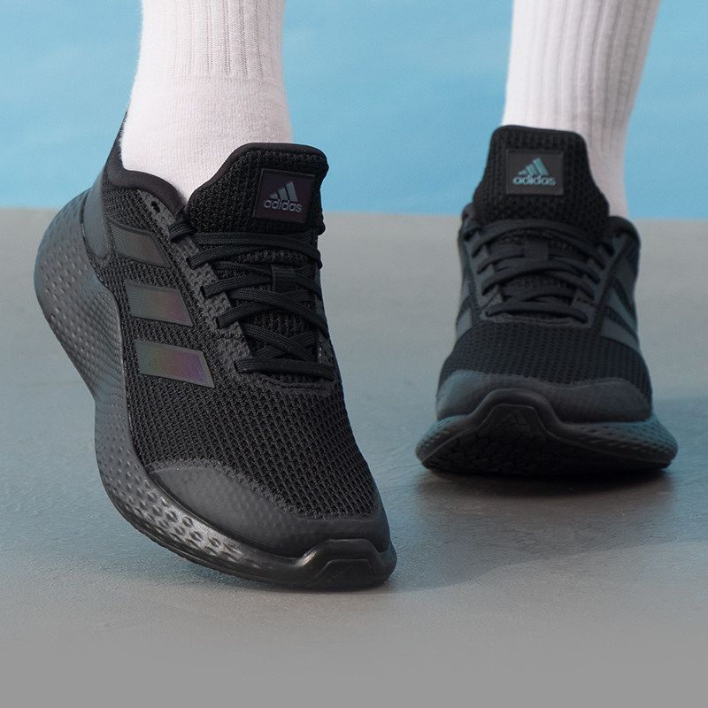 Chaussures Adidas pour hommes  - Lightweight Road Running Shoes avis et prix