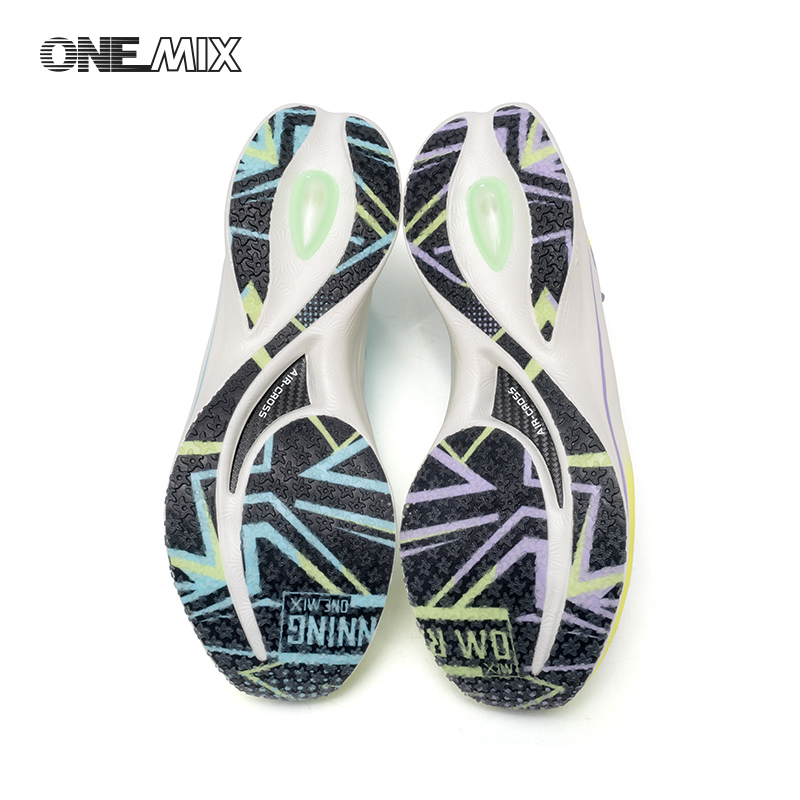 ONEMIX 2026 Chaussures de cour - Carbon Plate Marathon Racing Shoes avis et prix